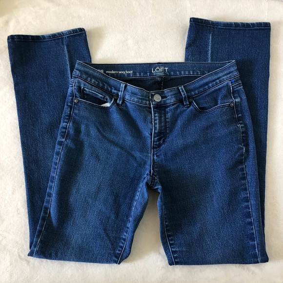 Ann Taylor Loft Modern Sexy Boot Jeans, size 29/8 - Picture 2 of 5